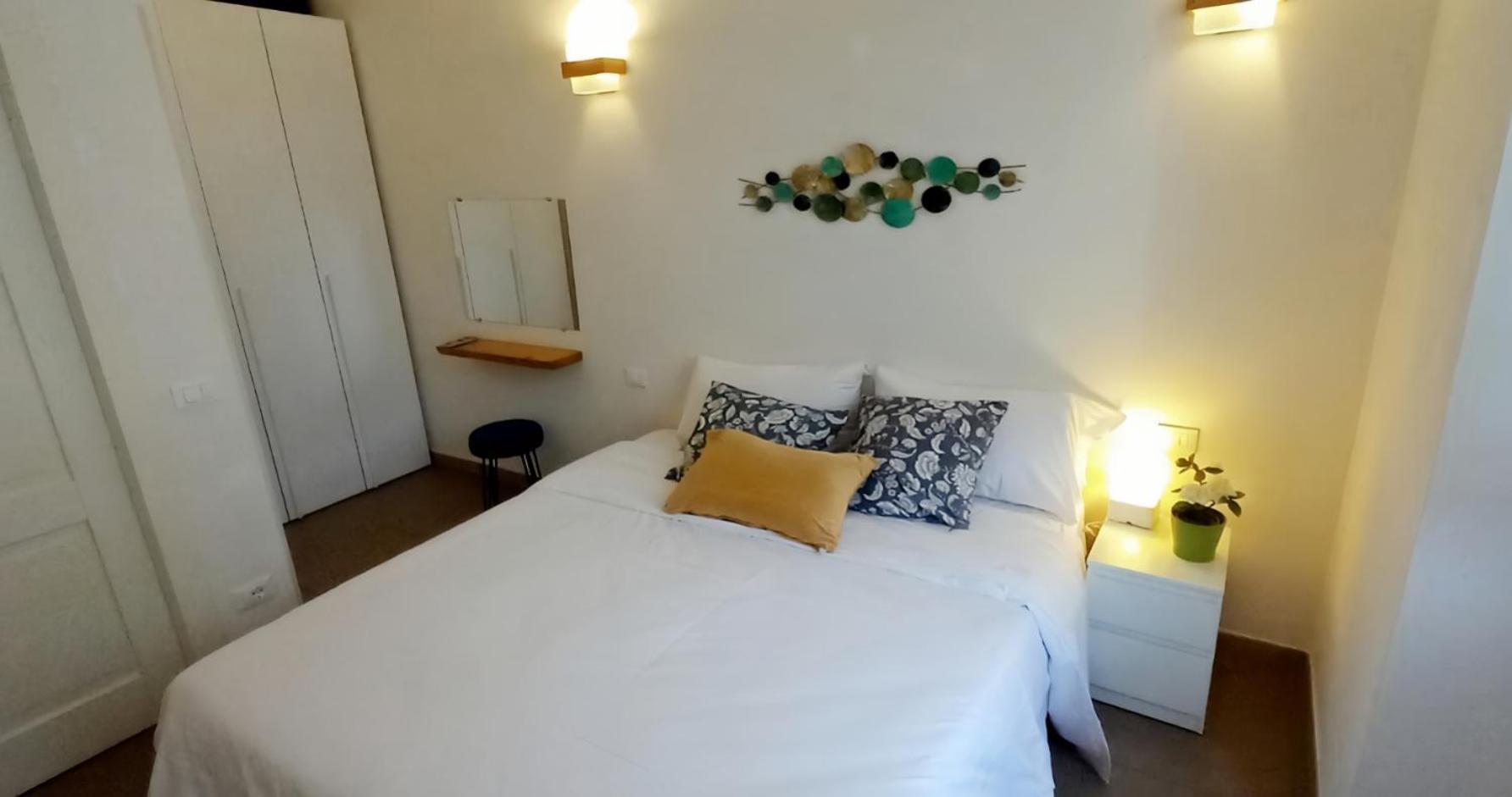 Charming & Spacious Florentine Home Just Two Mins From Tram Stop Florencia Exterior foto